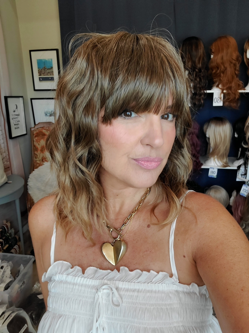 385 Cool Dk Blonde Short Wavy Short Ctr Cut Bang Shoulder Synthetic wig 12-14”